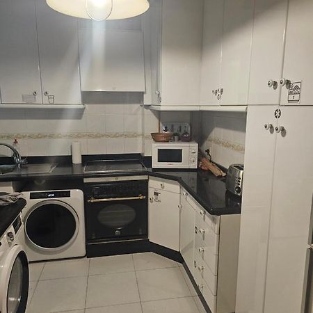Habitacion Amplia Y Centrica En Piso Compartido Ла Коруня Екстериор снимка